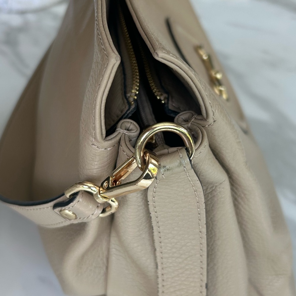 Italian Leather Shoulder Bag - Picture 8 of 16